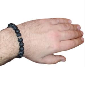 Χειροποίητο Aνδρικό Bραχιόλι με Μαύρες Χάντρες και Κορώνα 1